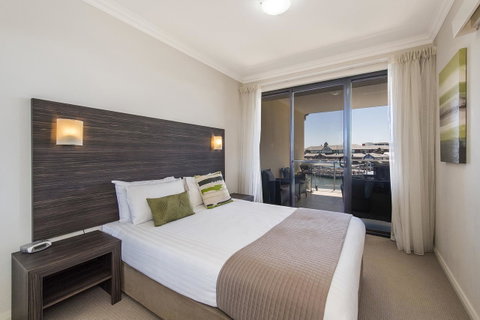 Dolphin Quay Apartments - Kempsey Accommodation 29
