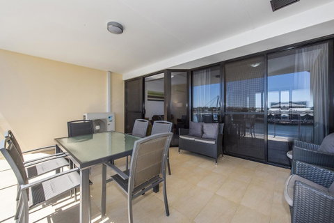 Dolphin Quay Apartments - Kempsey Accommodation 26