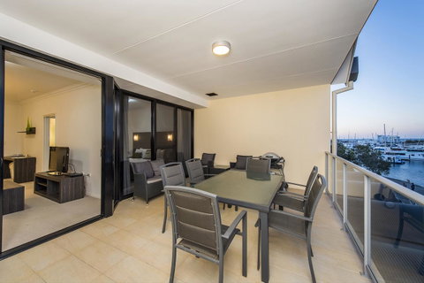 Dolphin Quay Apartments - Kempsey Accommodation 24