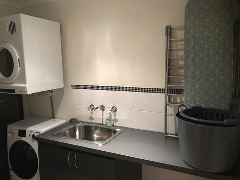 THE SANCTUARY LUXURY HOLIDAY HOME - Kempsey Accommodation 29