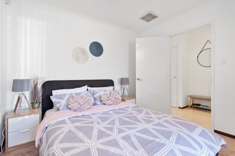 Applecross Village Residence - Kempsey Accommodation 19