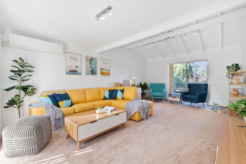 Applecross Village Residence - Kempsey Accommodation 0