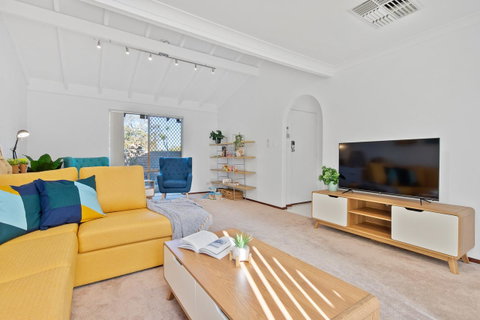 Applecross Village Residence - Kempsey Accommodation 2