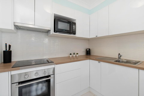 Applecross Village Residence - Kempsey Accommodation 12