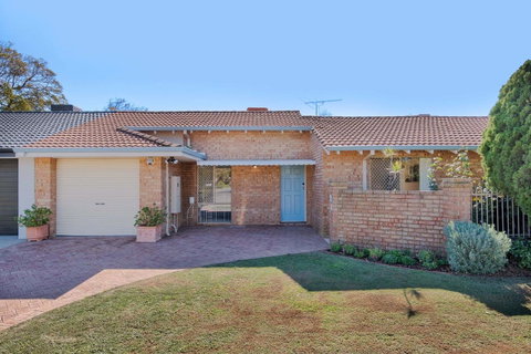 Applecross Village Residence - Kempsey Accommodation 29