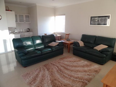 Acaciabnb - Kempsey Accommodation 8