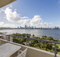 High Tor Apartment 135 - Kempsey Accommodation