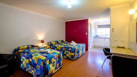 Australind Tourist Park - Kempsey Accommodation 13