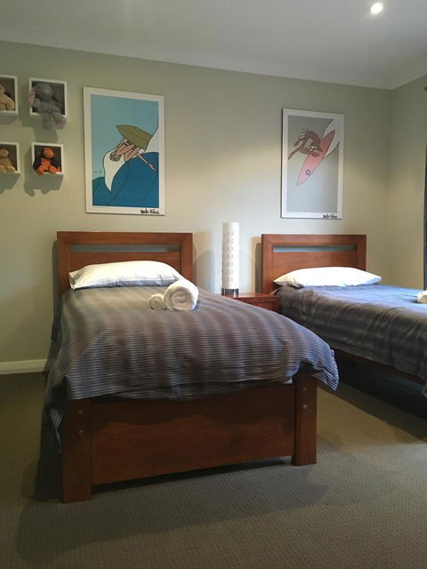 Rowley House - Kempsey Accommodation 4