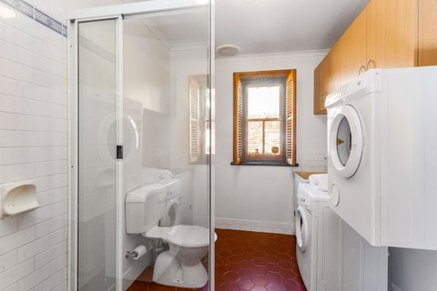 100 On South Callan Apartments - Kempsey Accommodation 16