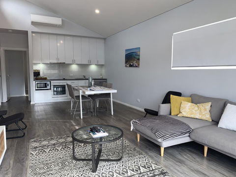 17 By The Sea - Kempsey Accommodation 5