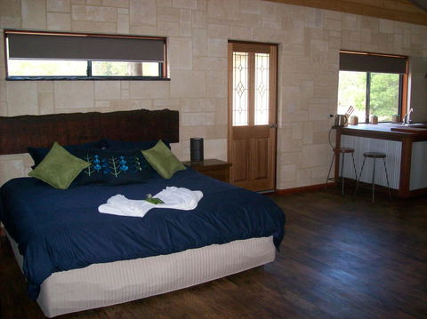 SilverSprings Spa Retreat Pet Friendly Cottages And Glampings - Kempsey Accommodation 6