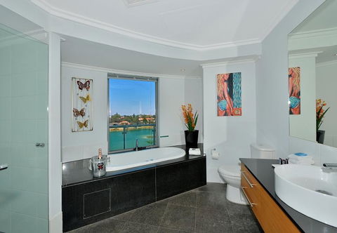 A 406 FANTASTIC OCEAN BEACH And MARINA VIEW APT - MANDURAH - Kempsey Accommodation 30