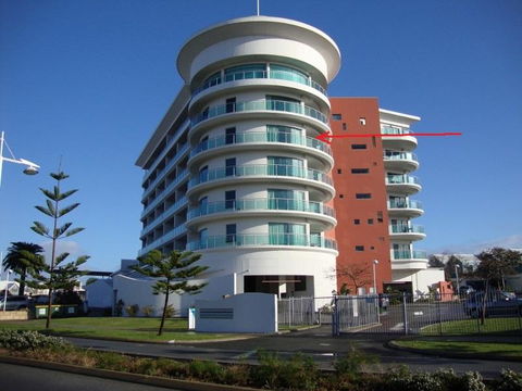 A 406 FANTASTIC OCEAN BEACH And MARINA VIEW APT - MANDURAH - Kempsey Accommodation 26