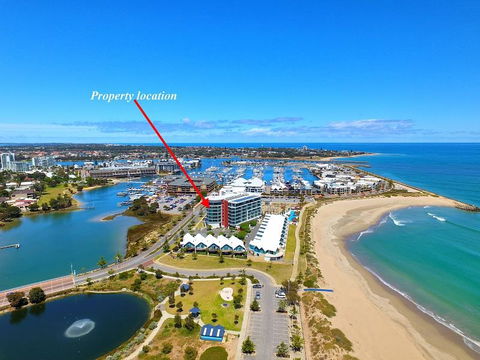 A 406 FANTASTIC OCEAN BEACH And MARINA VIEW APT - MANDURAH - Kempsey Accommodation 27
