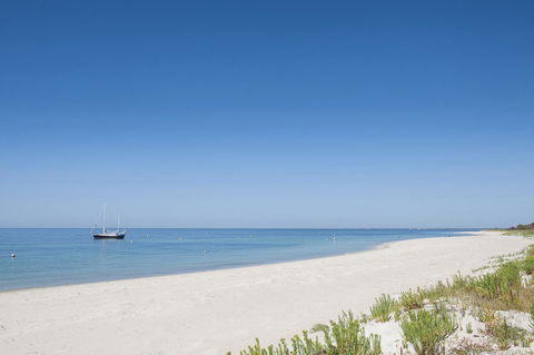 Seahaven - Kempsey Accommodation 9