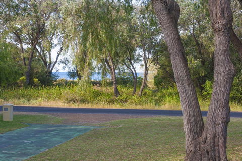 Seahaven - Kempsey Accommodation 19