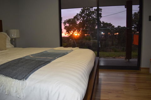 Eagle Bay House - Kempsey Accommodation 0