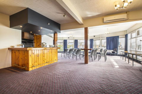 Nightcap At Carlyle Hotel - Kempsey Accommodation 24