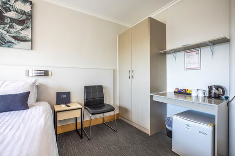 Nightcap At Carlyle Hotel - Kempsey Accommodation 1