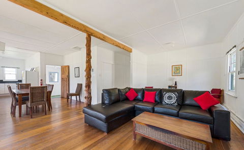 Giants Table And Cottages - Kempsey Accommodation 9