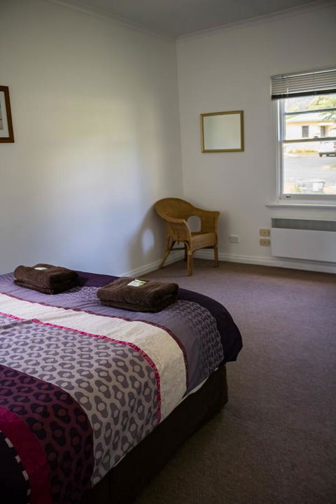 Giants Table And Cottages - Kempsey Accommodation 6