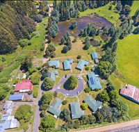 Giants Table and Cottages - Kempsey Accommodation