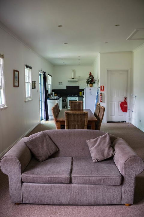 Giants Table And Cottages - Kempsey Accommodation 5