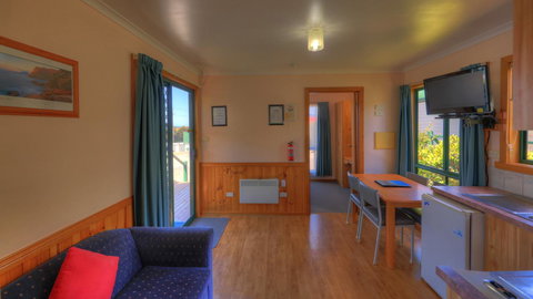 Bicheno Cabin Park - Kempsey Accommodation 5