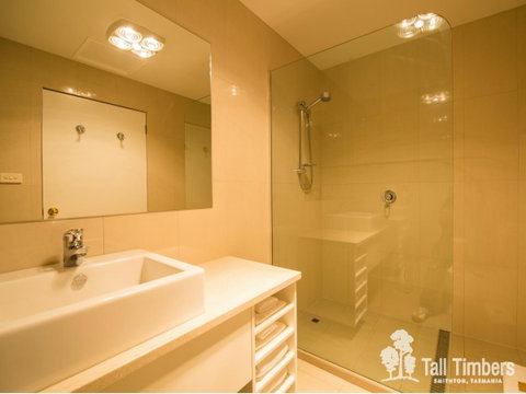 Tall Timbers Tasmania - Kempsey Accommodation 14