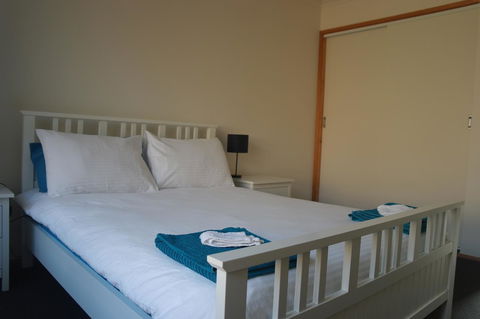 Modern 2 Bedroom Appartment - Kempsey Accommodation 6