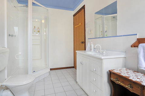 Harvey Farm Lodge - Kempsey Accommodation 25