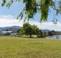 Riverfront Motel  Villas - Kempsey Accommodation