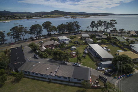 Georges Bay Apartments - Kempsey Accommodation 25