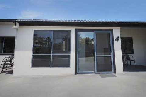 Georges Bay Apartments - Kempsey Accommodation 35