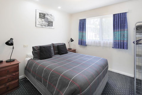 Georges Bay Apartments - Kempsey Accommodation 37