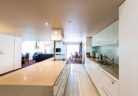 Sullivans Cove Apartments - Kempsey Accommodation 13