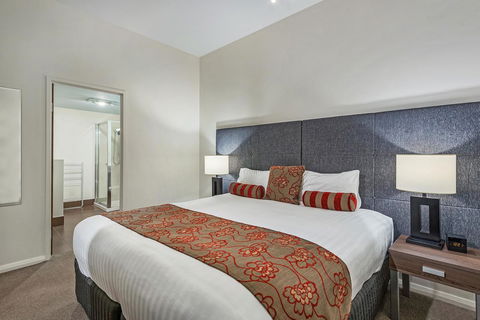 Mantra One Sandy Bay Road - Kempsey Accommodation 2