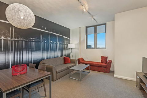 Mantra One Sandy Bay Road - Kempsey Accommodation 3