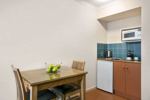 Hobart Waterfront Apartments - Kempsey Accommodation 11