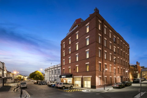 Hobart Waterfront Apartments - Kempsey Accommodation 4