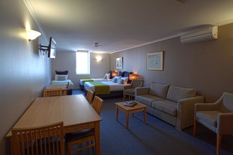 Hobart Waterfront Apartments - Kempsey Accommodation 18