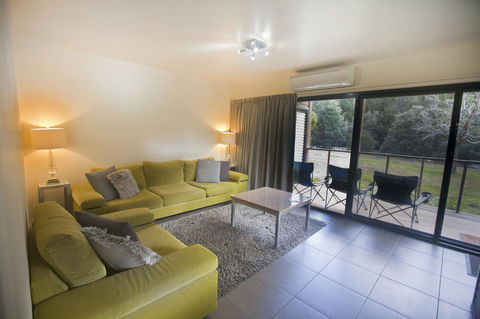 Tyenna River Cottages - Kempsey Accommodation 11