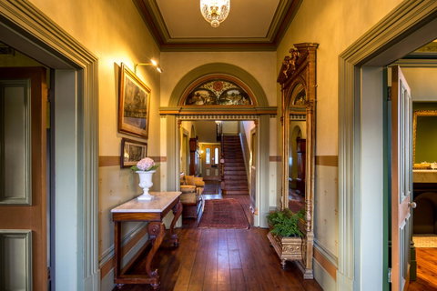 The Corinda Collection - Kempsey Accommodation 10