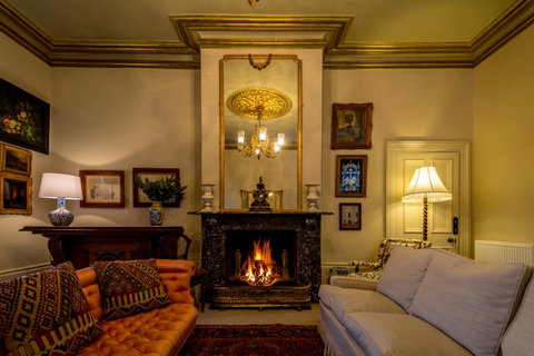 The Corinda Collection - Kempsey Accommodation 12