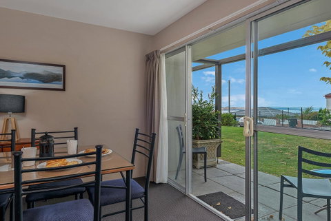 Bay View Villas - Kempsey Accommodation 8
