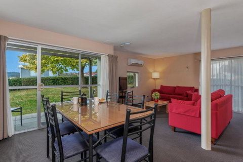 Bay View Villas - Kempsey Accommodation 10