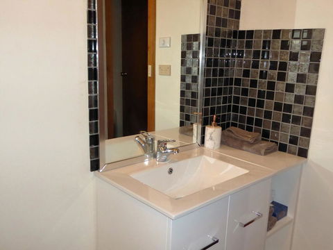 Platypus Park Country Retreat - Kempsey Accommodation 12