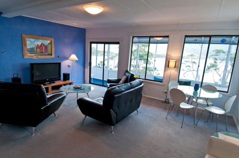 970 Adventure Bay Road - Kempsey Accommodation 9