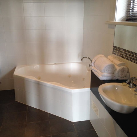Auldington Hotel - Kempsey Accommodation 20